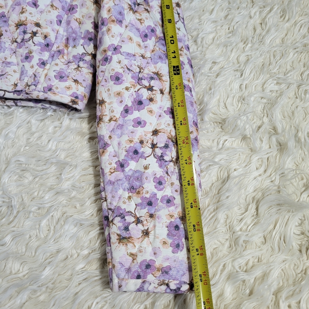 ASTR BREA FLORAL QUILTED CROPPED PUFF SLEEVE JACKET - SIZE SMALL - Picture 11 of 16